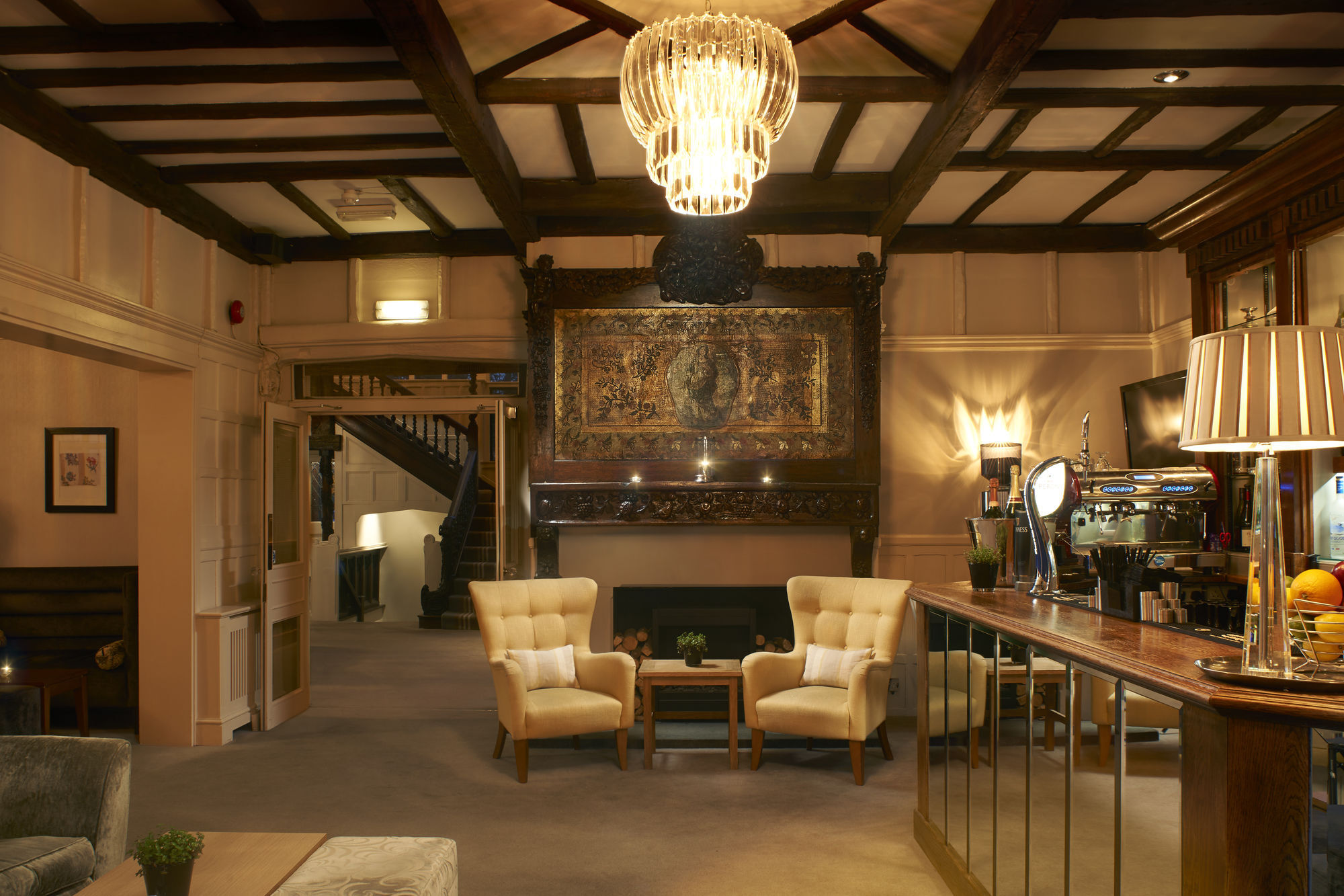 מלון The Manor אלסטרי מראה חיצוני תמונה